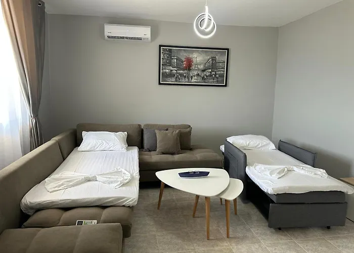 Mema's Stone Apartment *